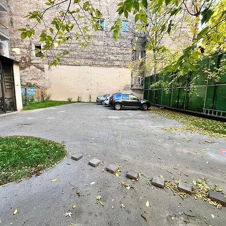 Best Seasons La Famiglia Budapest Ngoại thất bức ảnh